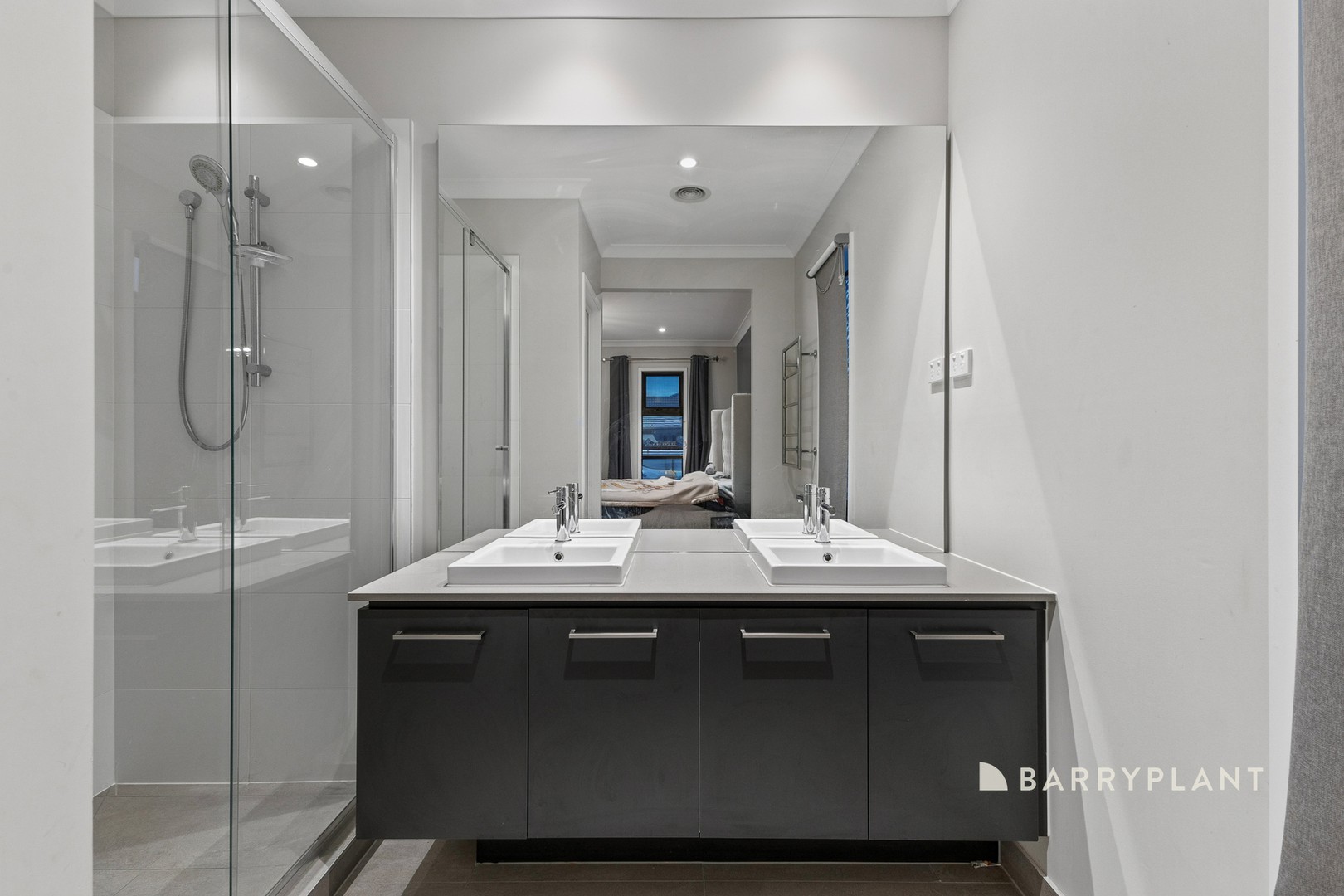 8 Orbit Street, Clyde North, VIC 3978, Clyde North - Thumbnail 8