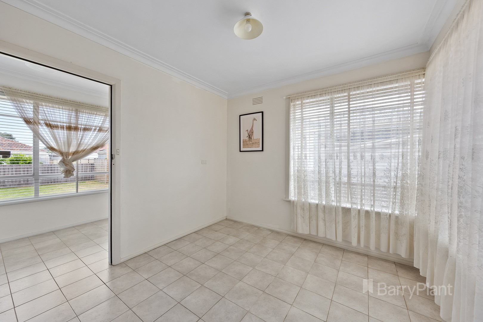 8 Orford Road, St Albans, VIC 3021, St Albans - Thumbnail 8