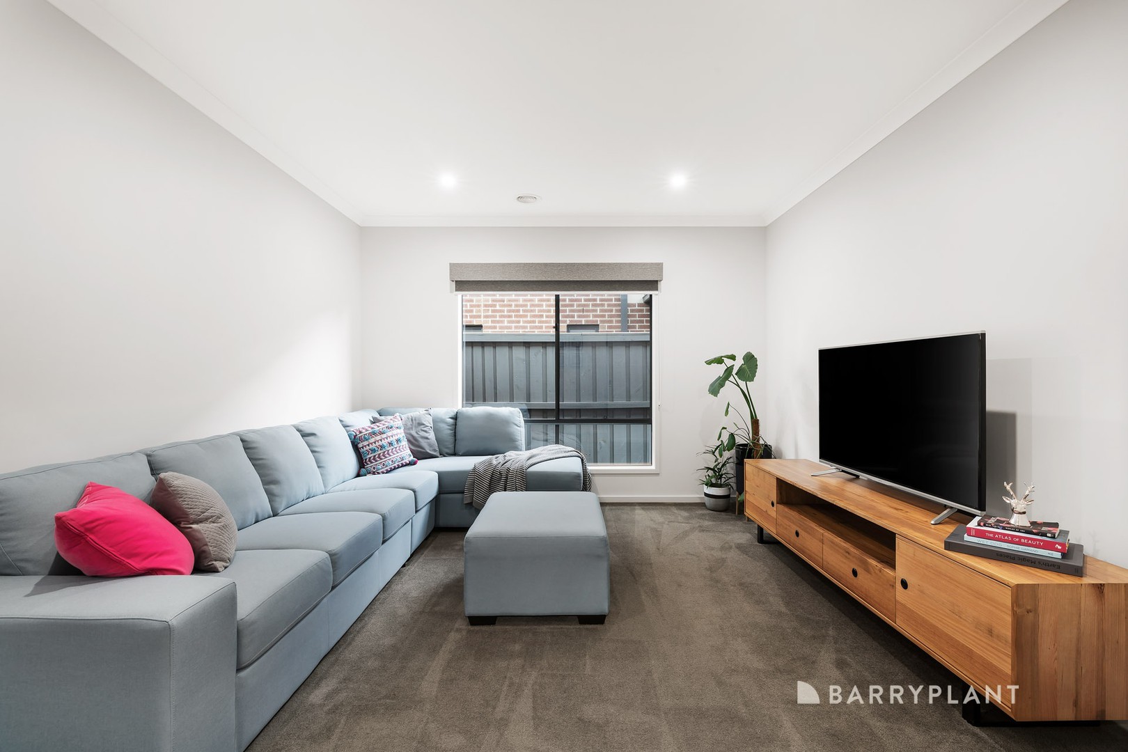8 Pademelon Street, Doreen, VIC 3754, Doreen - Thumbnail 2