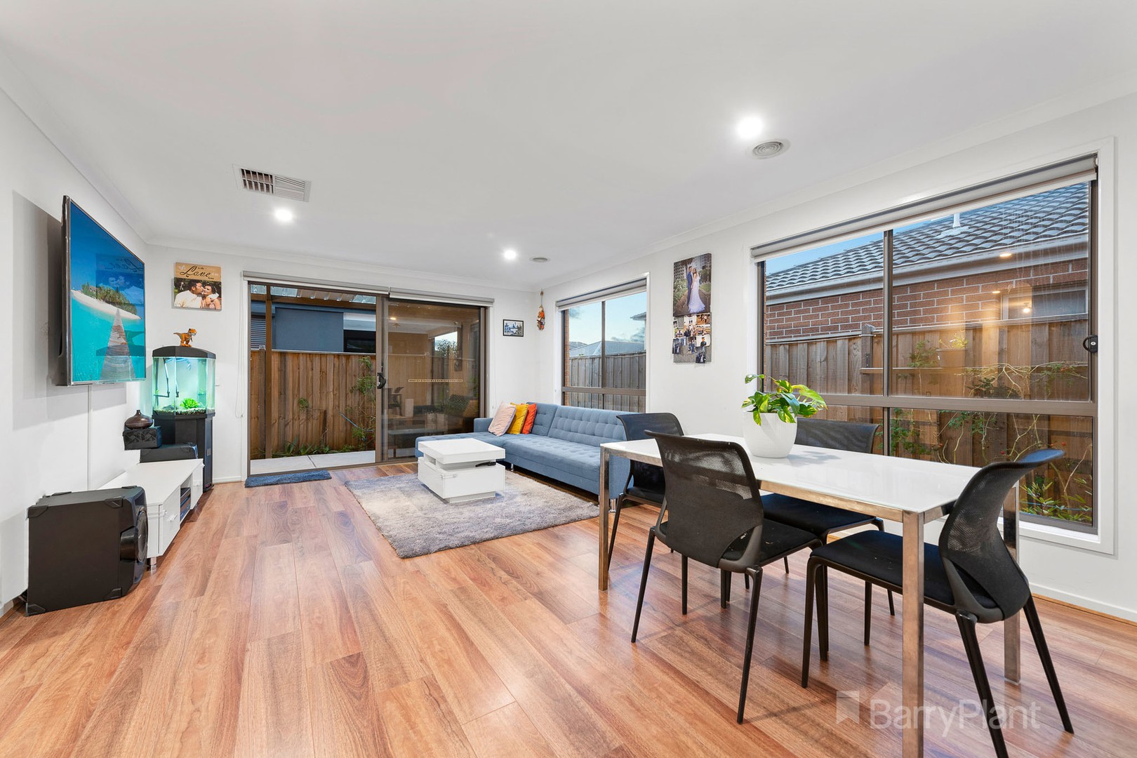 8 Palacio Terrace, Clyde North, VIC 3978, Clyde North - Thumbnail 5