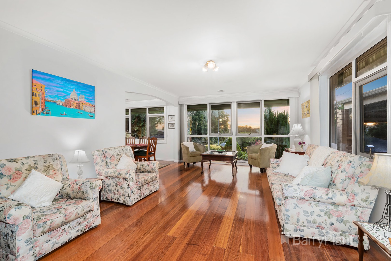 8 Pamburra CourtGreensborough, VIC 3088  - Leased, Greensborough - Thumbnail 2