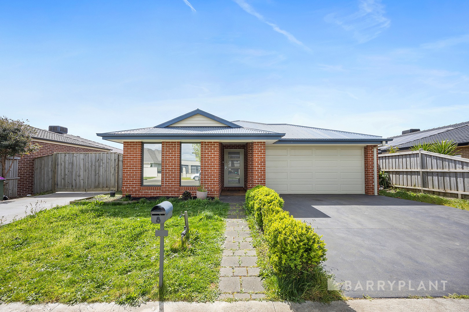 8 Paramount Drive, Warragul, VIC 3820, Warragul - Thumbnail 2