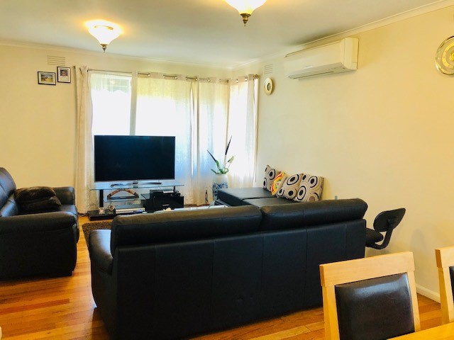 8 Patricia Avenue, Bundoora, VIC 3083 - Thumbnail 2 - 11/11/2025