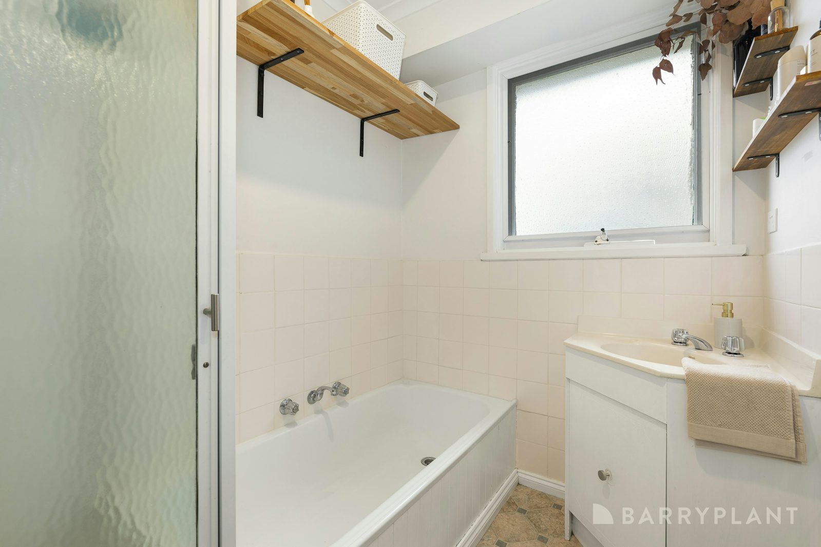 8 Patricia Avenue, Montrose, VIC 3765, Montrose - Thumbnail 8