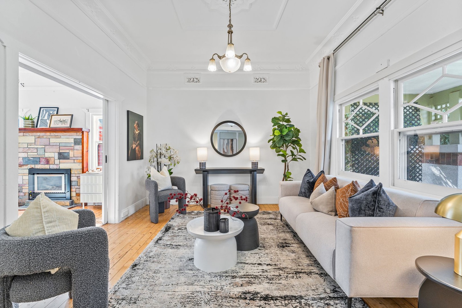 8 Patricia Street, Box Hill, VIC 3128, Box Hill - Thumbnail 2