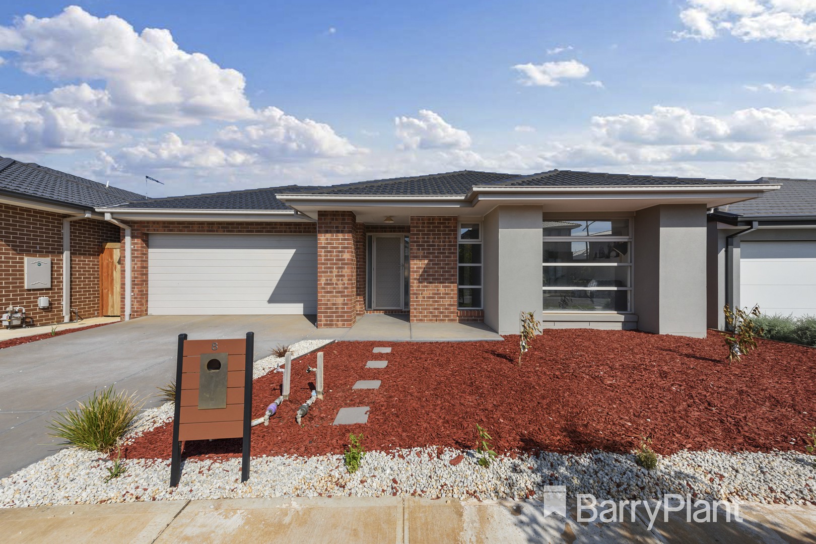8 Peat Avenue, Thornhill Park, VIC 3335, Thornhill Park - Thumbnail 2