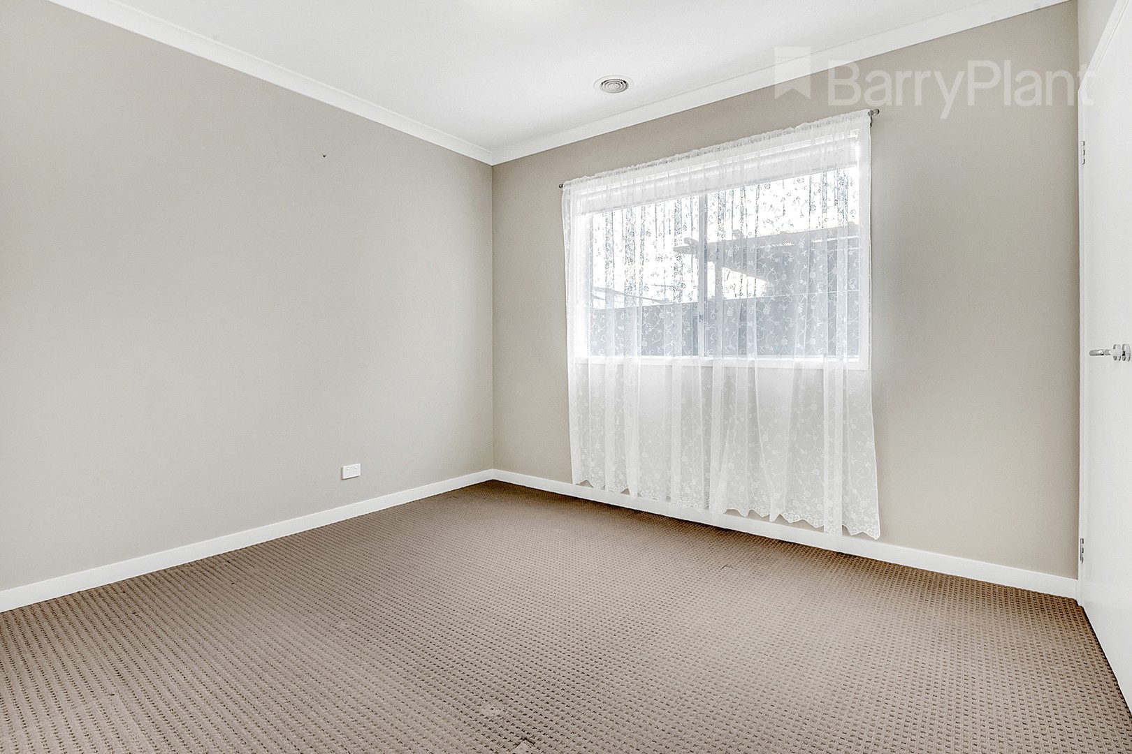 8 Penfold Street, Craigieburn, VIC 3064, Craigieburn - Thumbnail 3