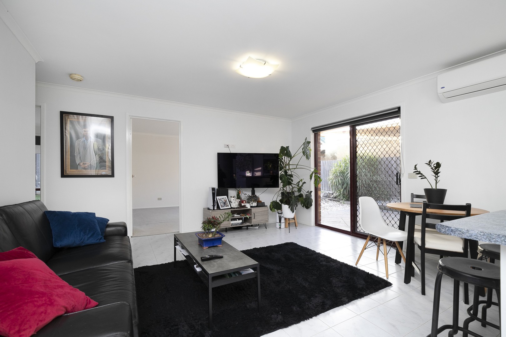 8 Penlow Court, Hillside, VIC 3037, Hillside - Thumbnail 2