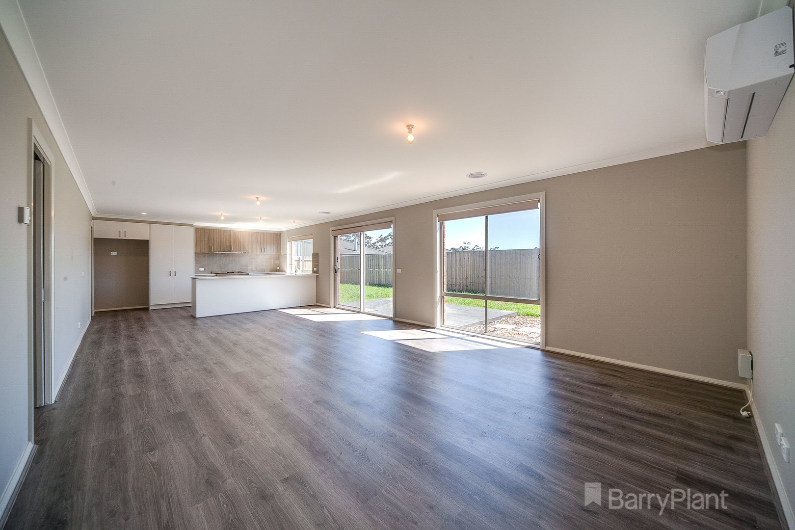 8 Pepper Crescent, Drouin, VIC 3818, Drouin - Thumbnail 4
