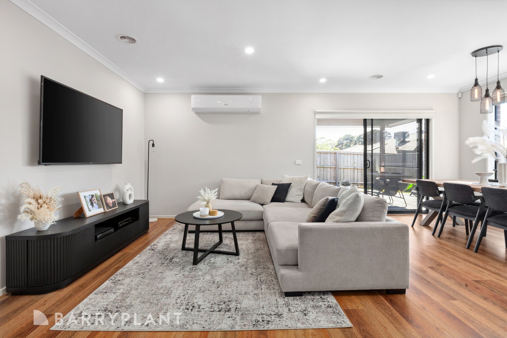 8 Periwinkle Crescent, Wallan, VIC 3756, Wallan - Thumbnail 3