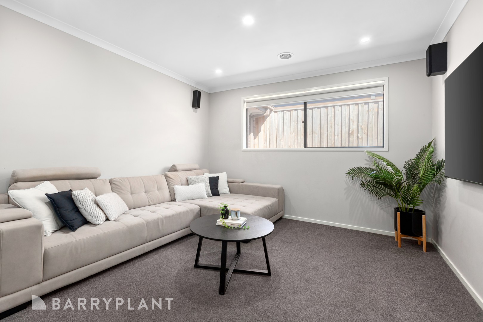8 Periwinkle Crescent, Wallan, VIC 3756, Wallan - Thumbnail 5