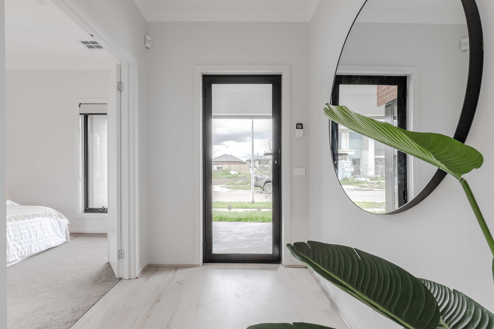 8 Persano Way, Taylors Lakes, VIC 3038 - Thumbnail 2 - 01/09/2023