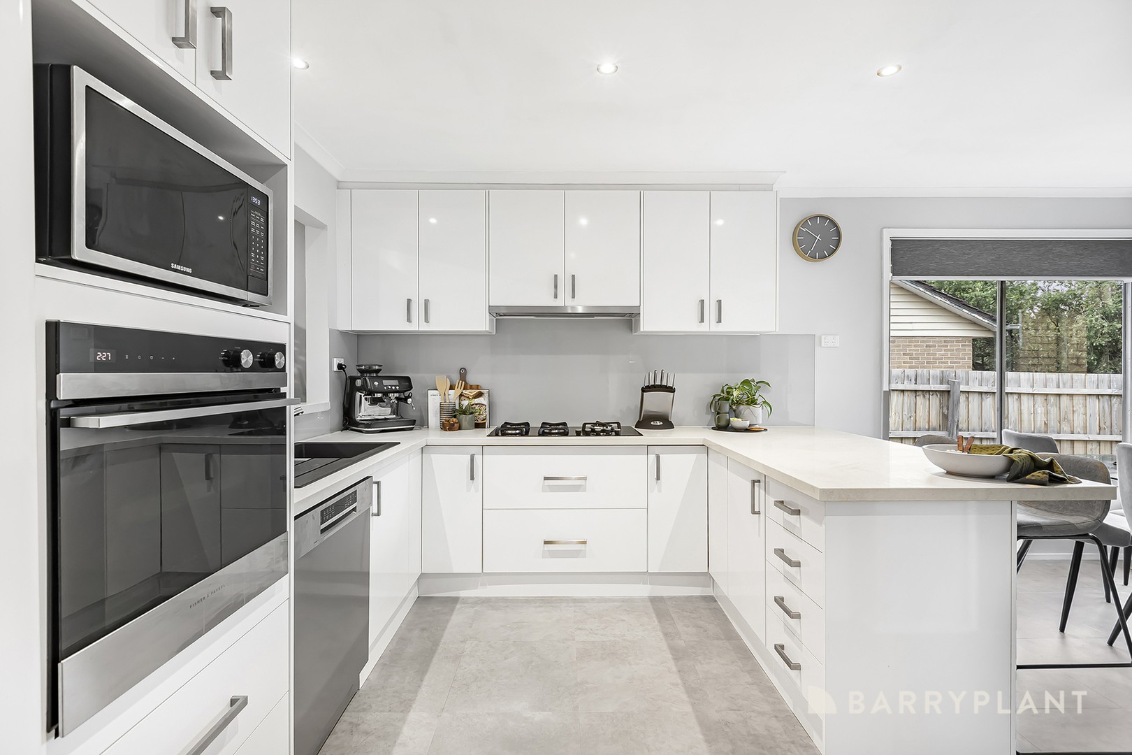 8 Piccadilly Court, Kilsyth, VIC 3137, Kilsyth - Thumbnail 4