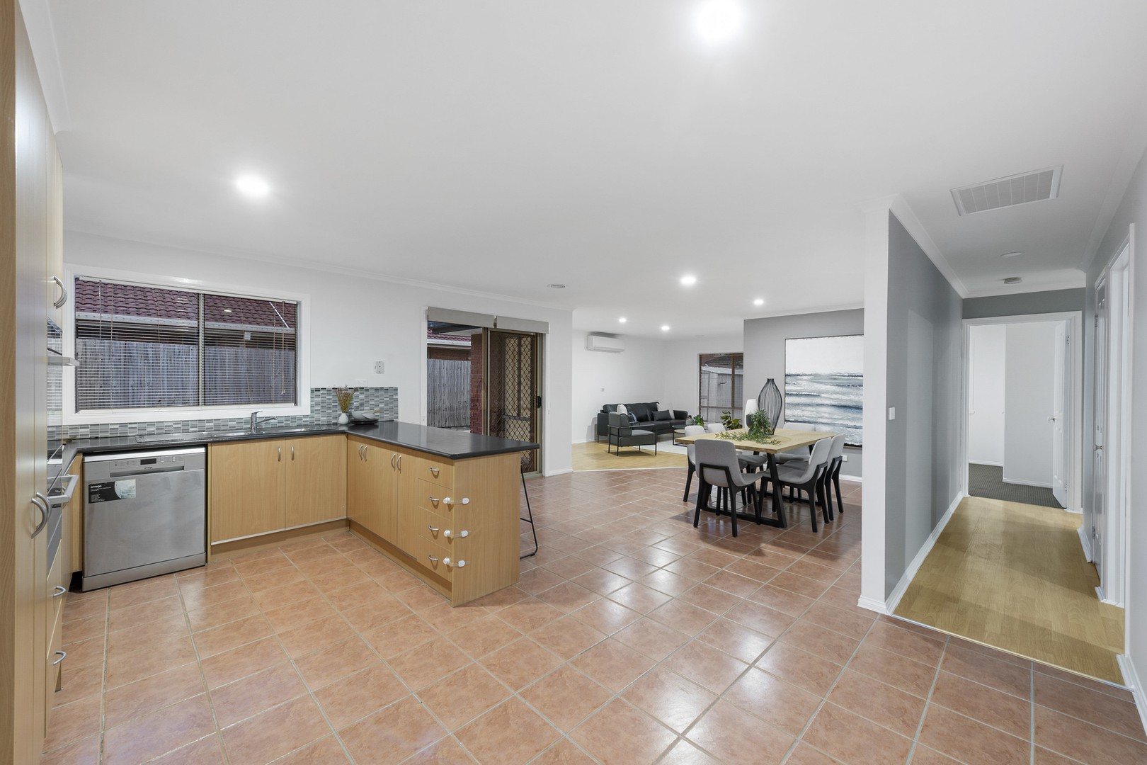 8 Pimelea WayHillside, VIC 3037, Hillside - Thumbnail 4