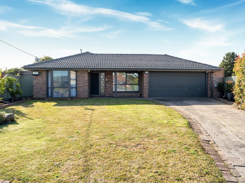 8 Plymouth Court, Craigieburn, VIC 3064 - Image - 27/08/2026