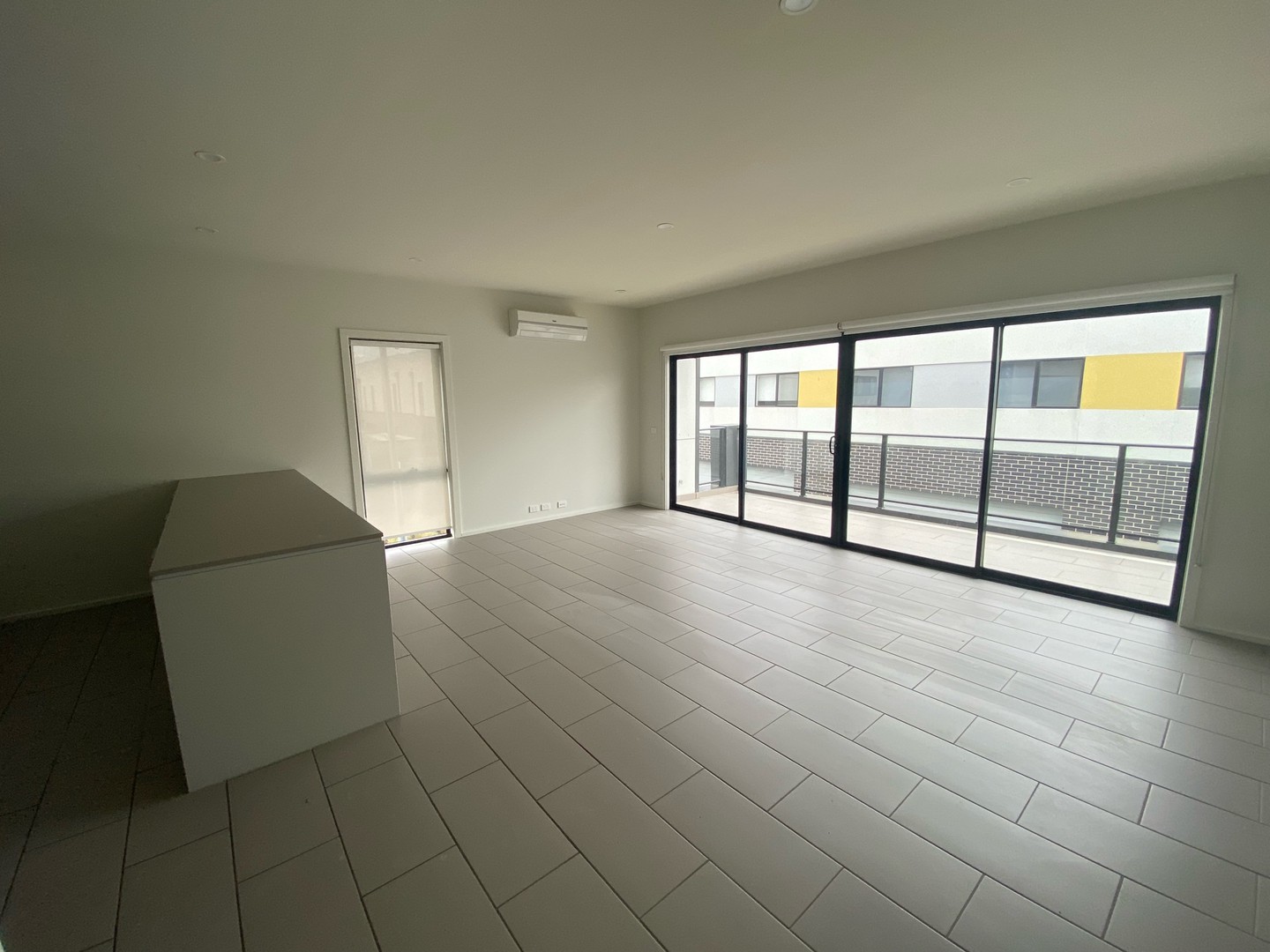 8 Poble  Walk, Avondale Heights, VIC 3034, Avondale Heights - Thumbnail 2