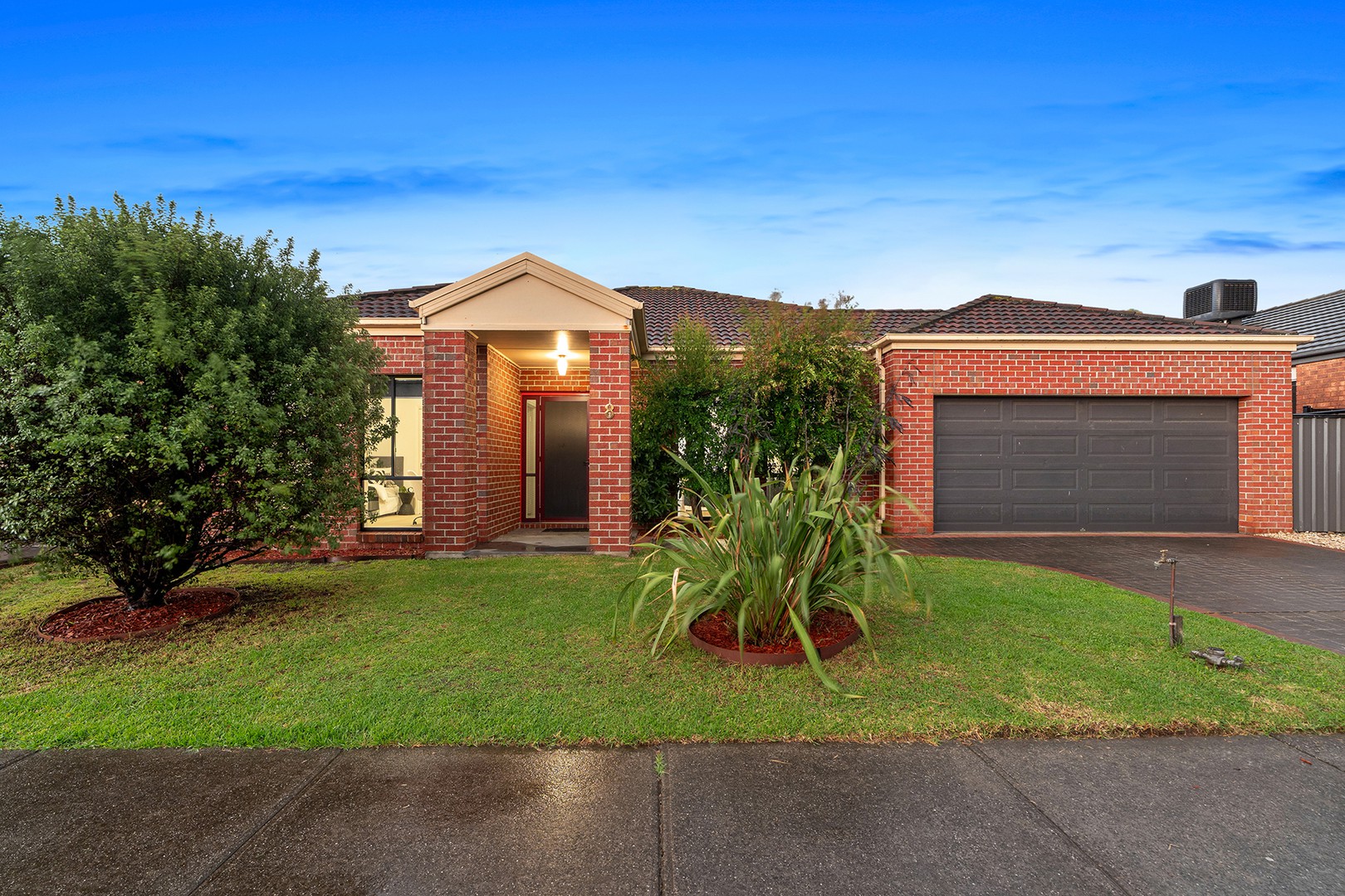 8 Poole Street, Craigieburn, VIC 3064 - Thumbnail 2 - 25/02/2026