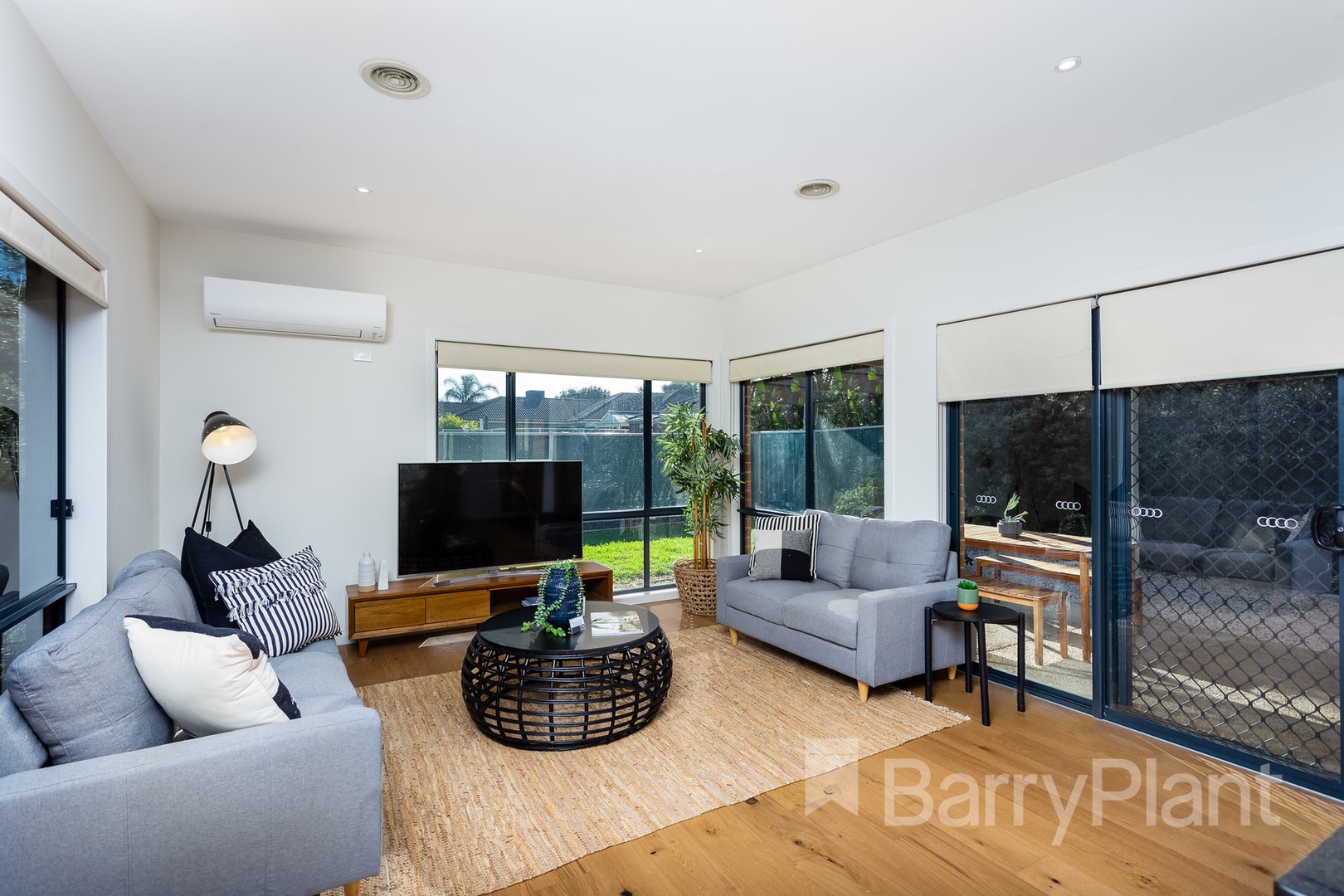 8 Portmans Lane, Point Cook, VIC 3030, Point Cook - Thumbnail 7