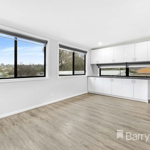 8 Poyner Avenue, Lilydale, VIC 3140, Lilydale - Thumbnail 4