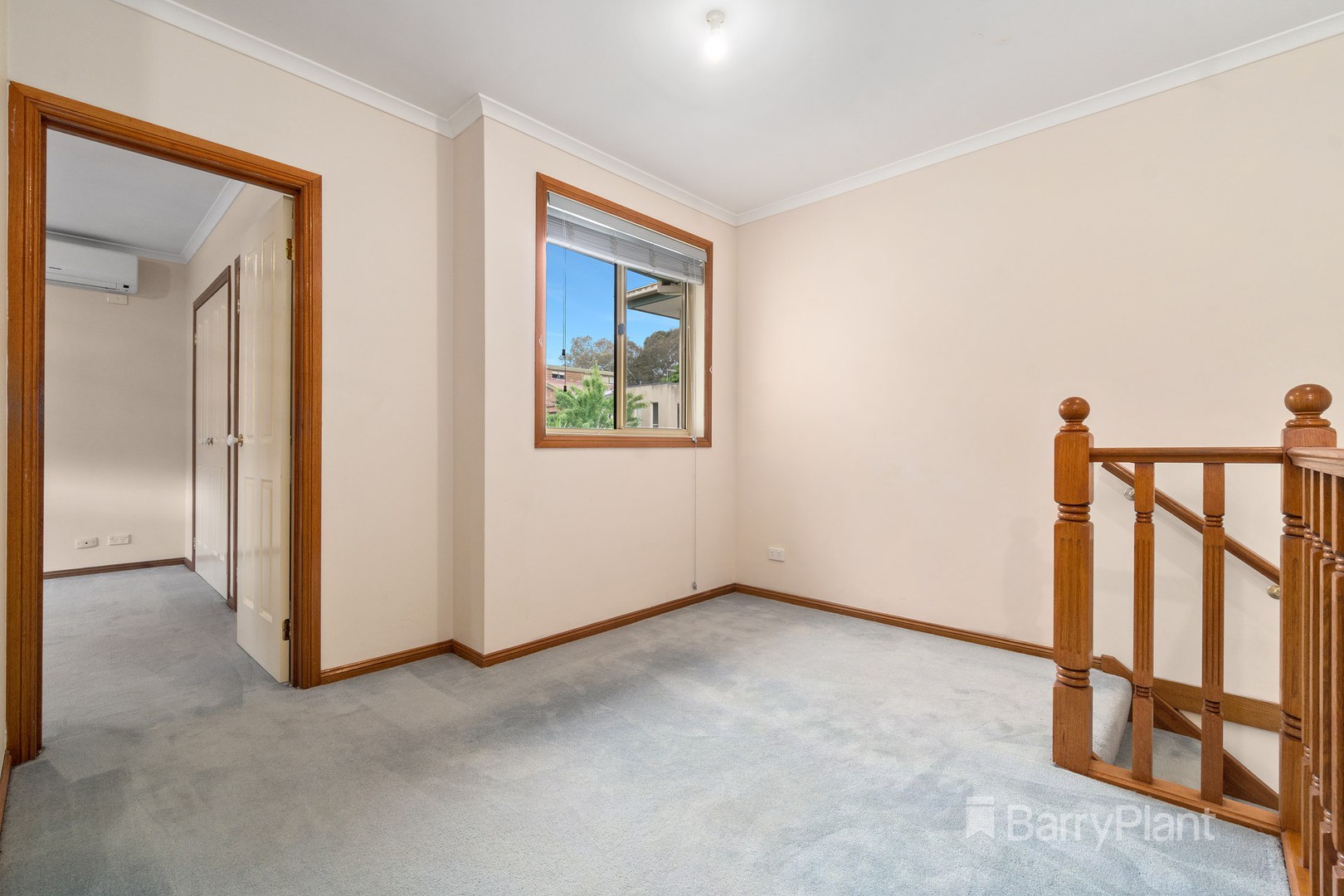 8 Railway Road, Eltham, VIC 3095, Eltham - Thumbnail 3