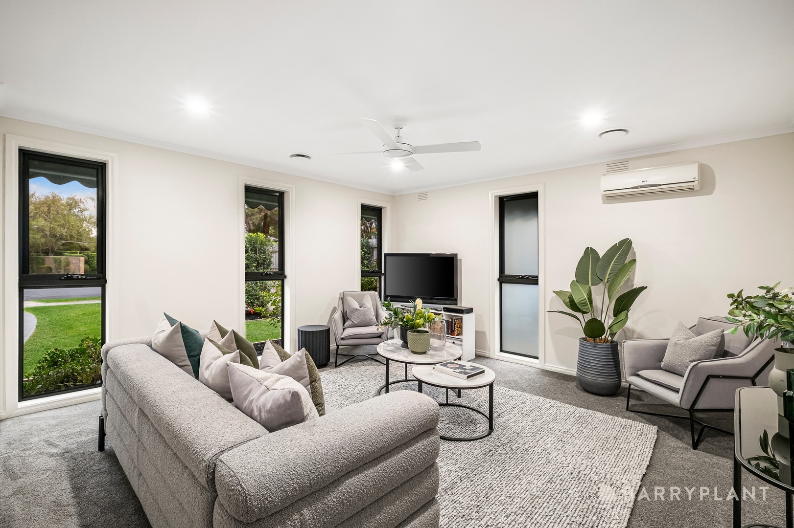 8 Rainsford Court, Dingley Village, VIC 3172 - Thumbnail 2 - 01/05/2025