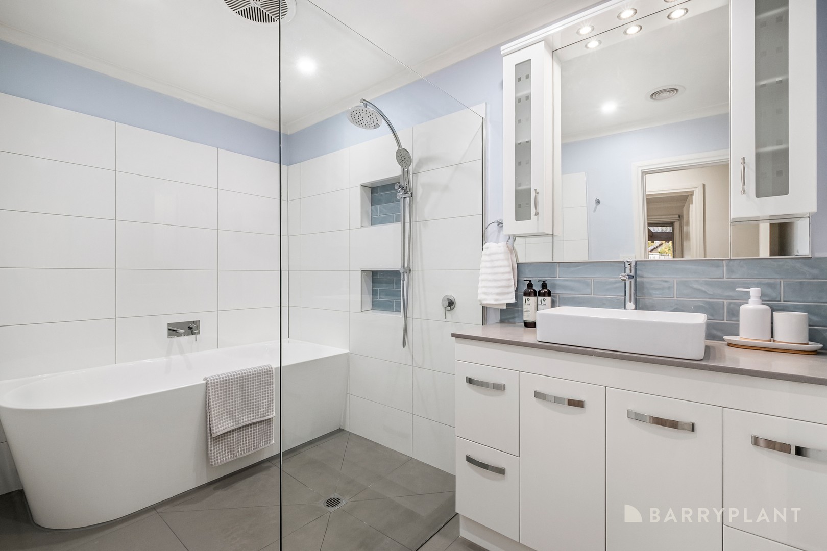 8 Rainsford Court, Dingley Village, VIC 3172, Dingley Village - Thumbnail 8