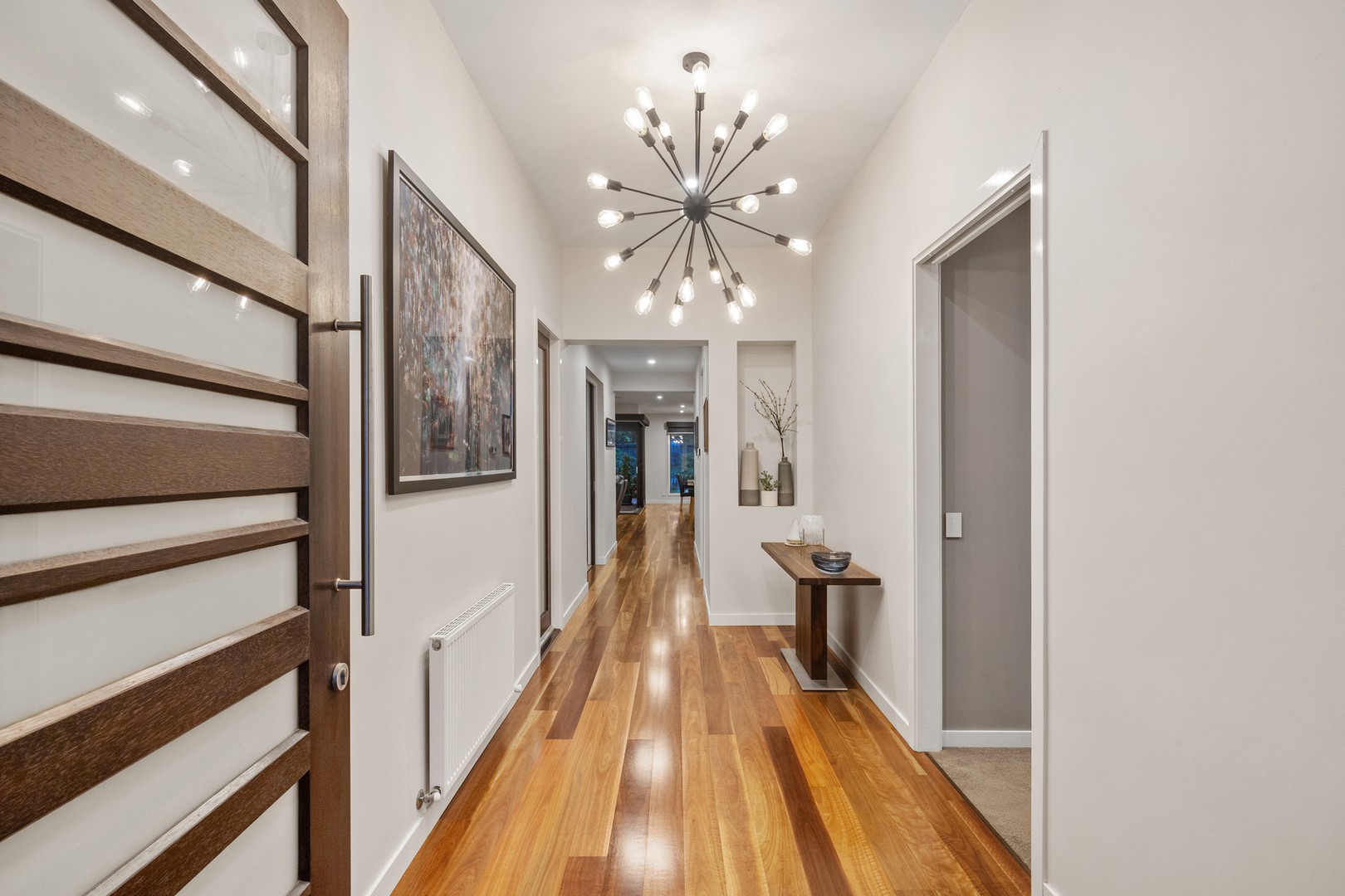 8 Rawson Terrace, Fraser Rise, VIC 3336 - Thumbnail 2 - 04/03/2026