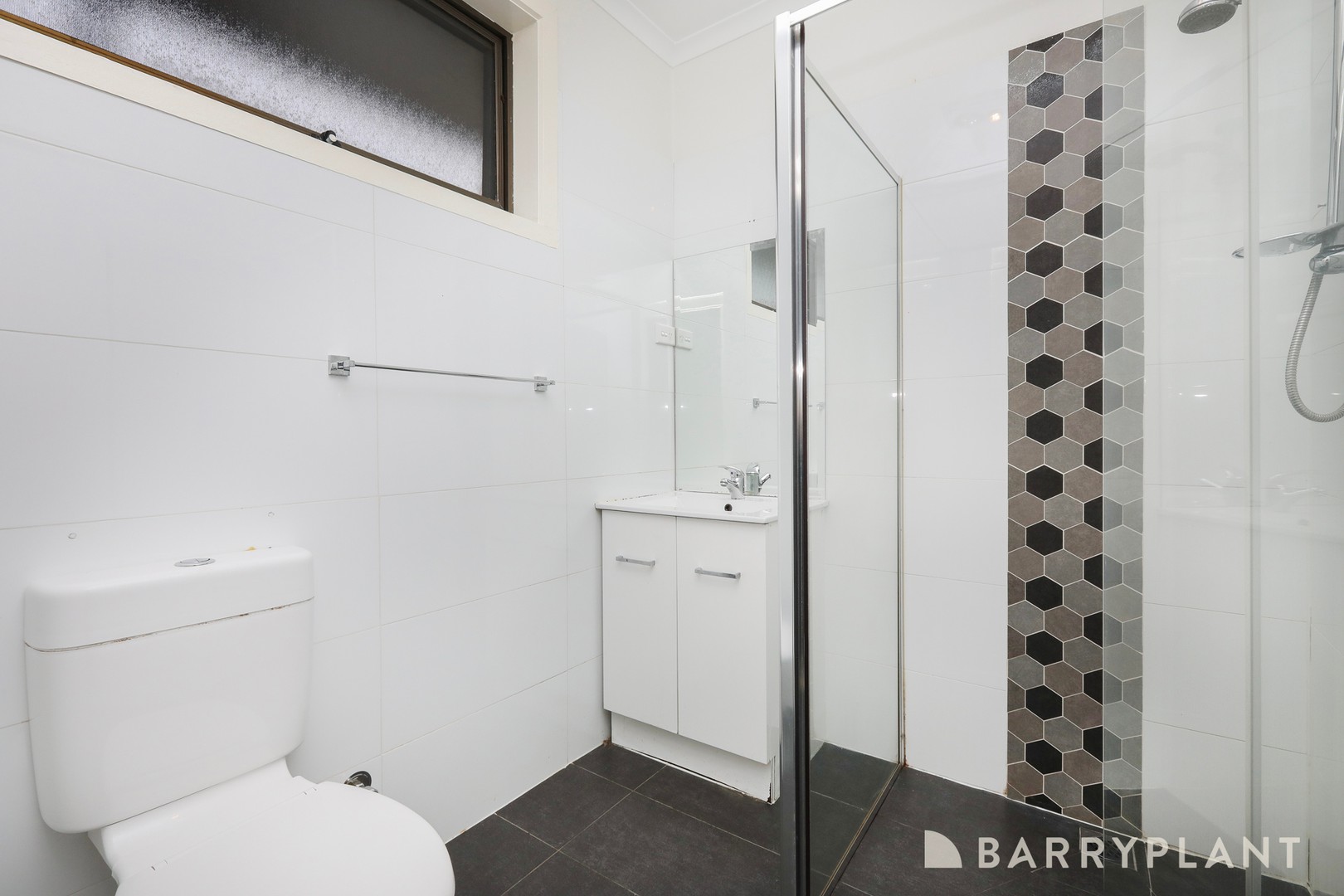 8 Raydon Court, Deer Park, VIC 3023, Deer Park - Thumbnail 8