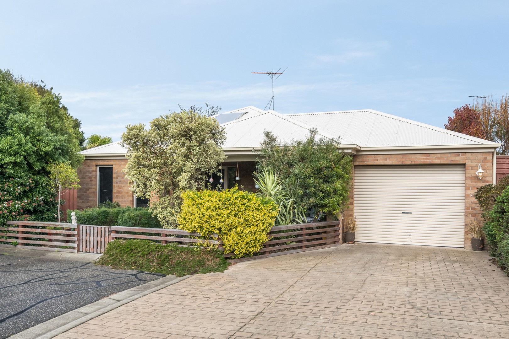 8 Redgum CourtBelmont, VIC 3216, Belmont - Thumbnail 2
