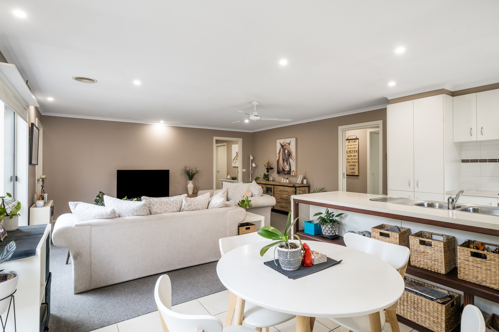 8 Redgum CourtBelmont, VIC 3216, Belmont - Thumbnail 3