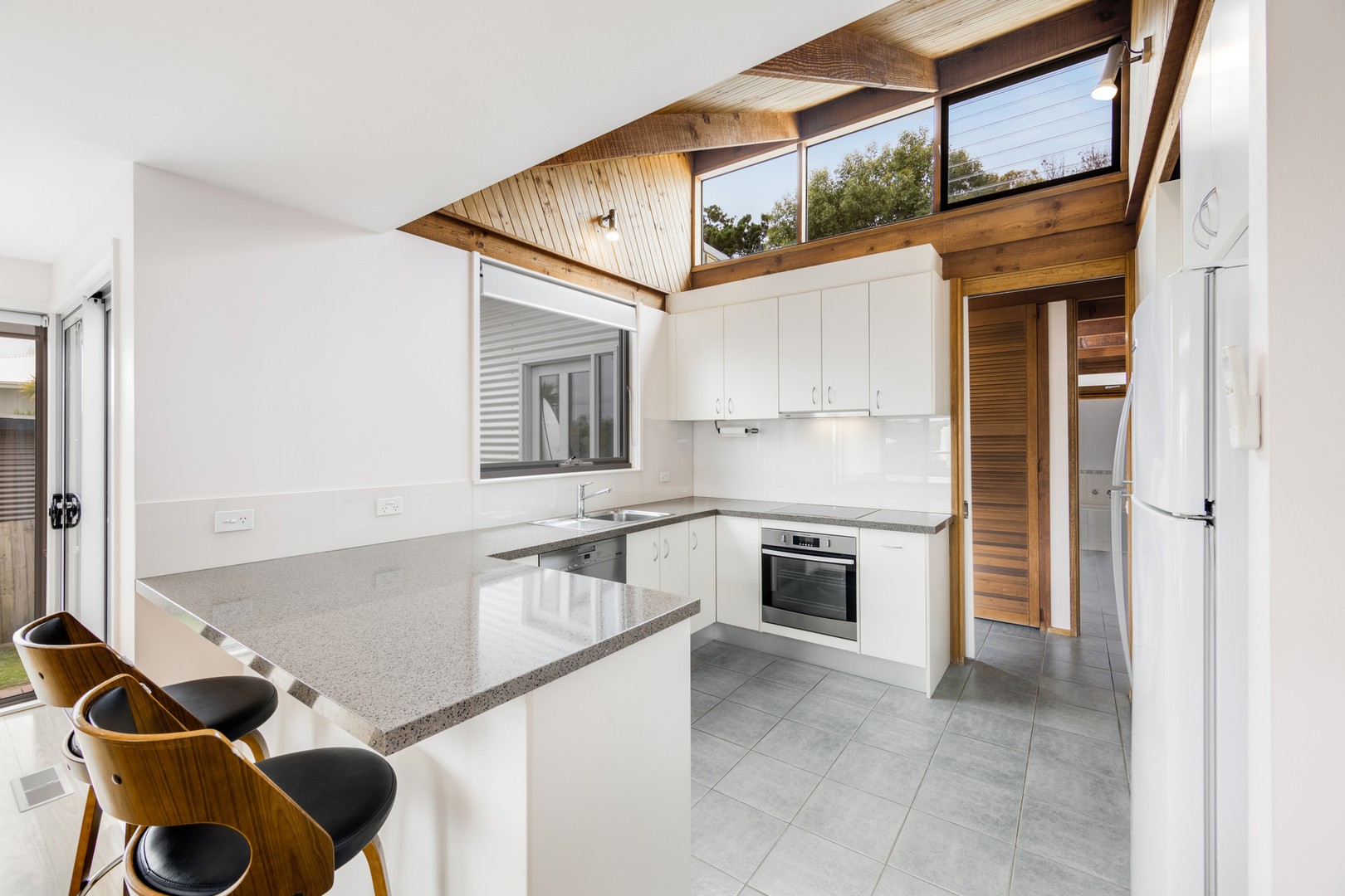 2 Grandview Court, Diamond Creek, Diamond Creek - Thumbnail 4