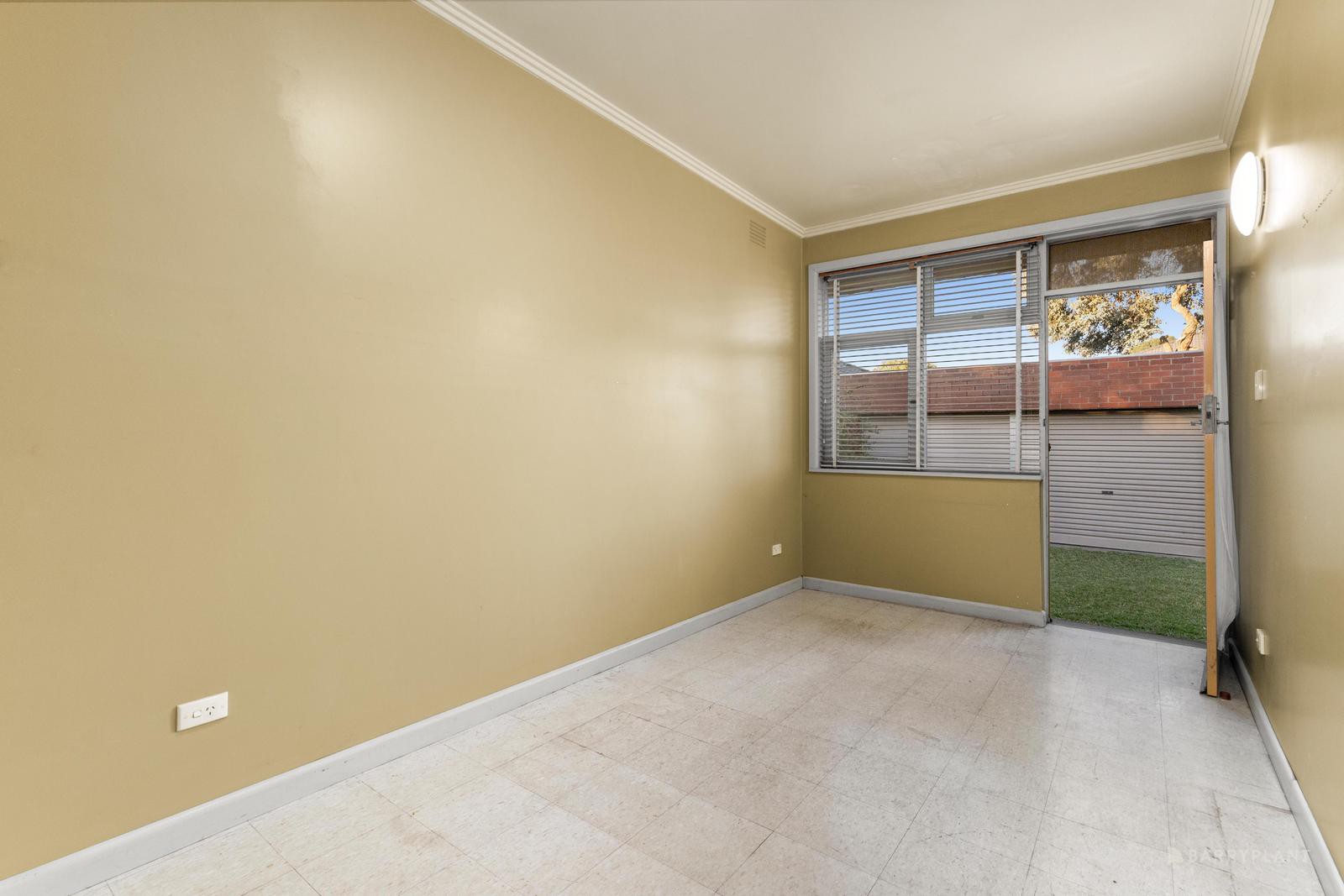 8 Regan Street, Box Hill North, VIC 3129, Box Hill North - Thumbnail 5
