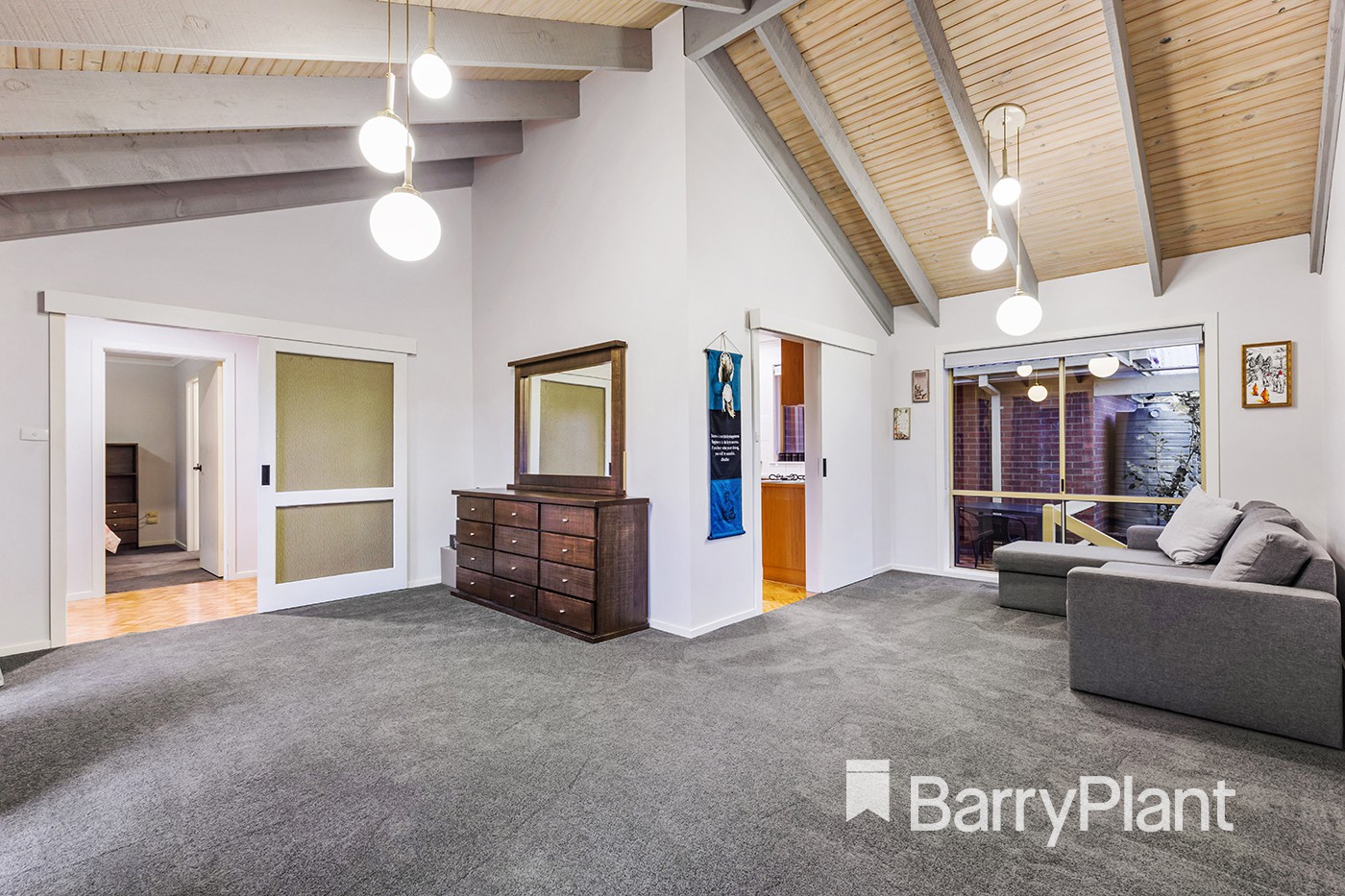 8 Regina Street, Kilsyth, VIC 3137, Kilsyth - Thumbnail 2