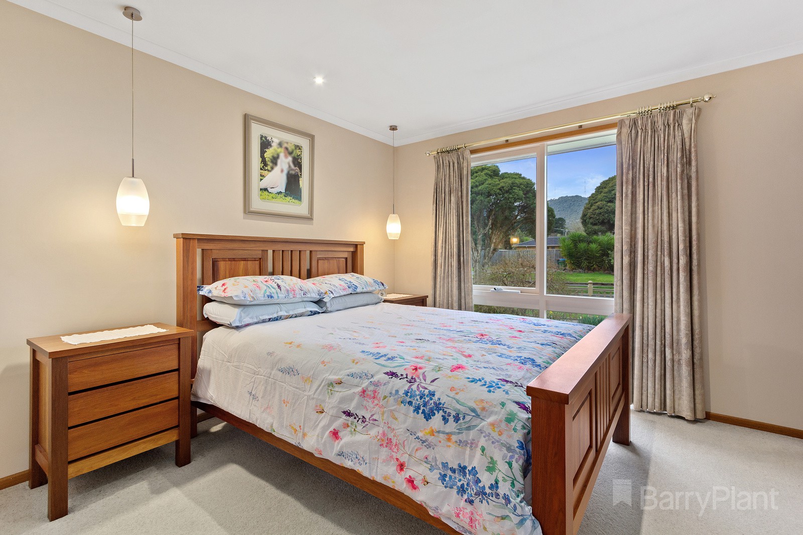 8 Rendcomb Street, Kilsyth South, VIC 3137, Kilsyth South - Thumbnail 4