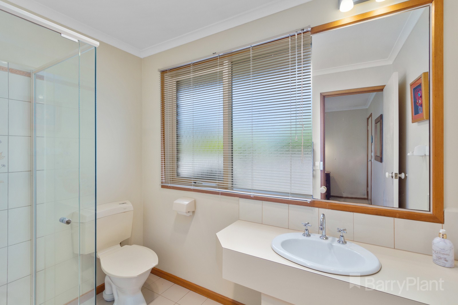 8 Rendcomb Street, Kilsyth South, VIC 3137, Kilsyth South - Thumbnail 7