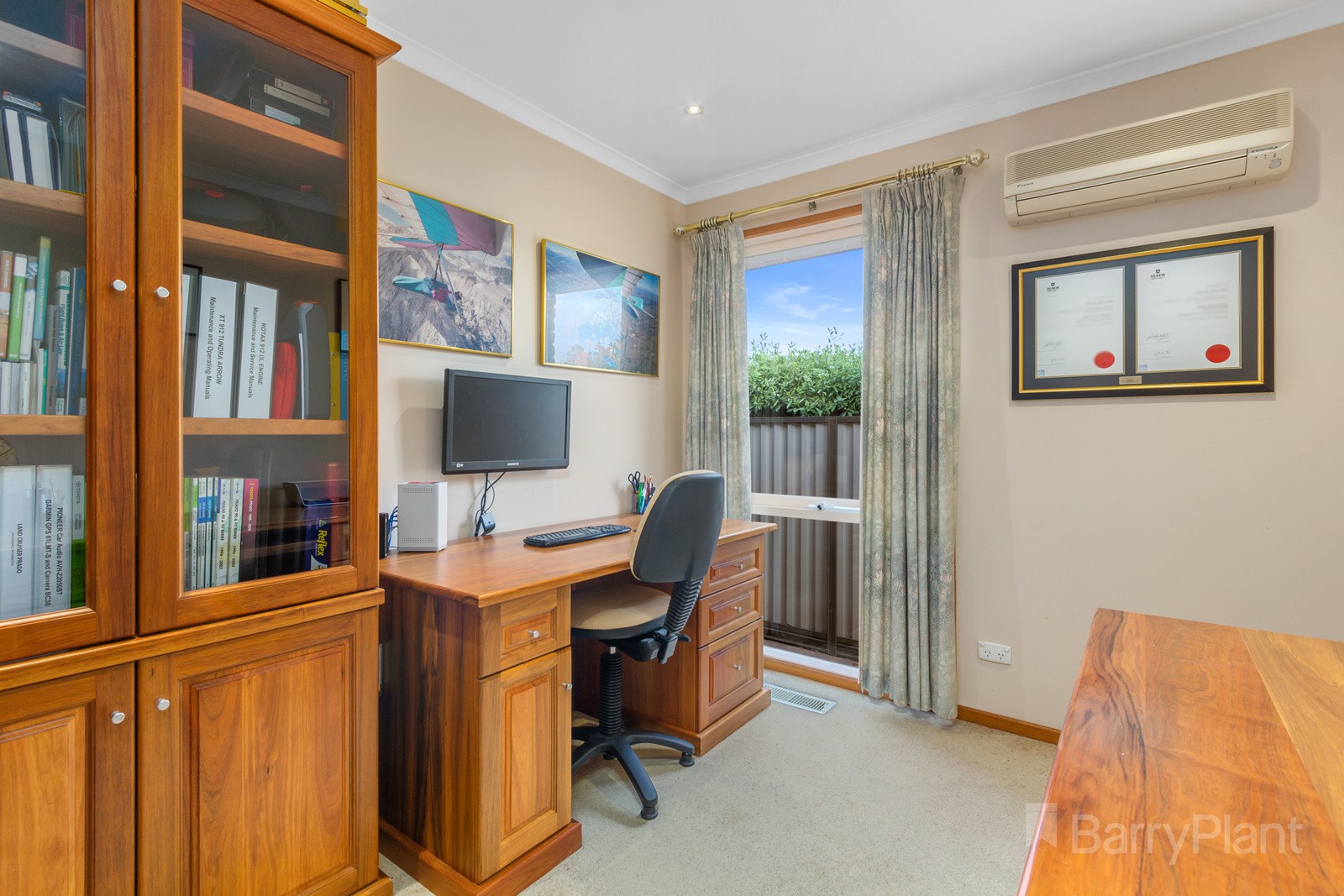 8 Rendcomb Street, Kilsyth South, VIC 3137, Kilsyth South - Thumbnail 8