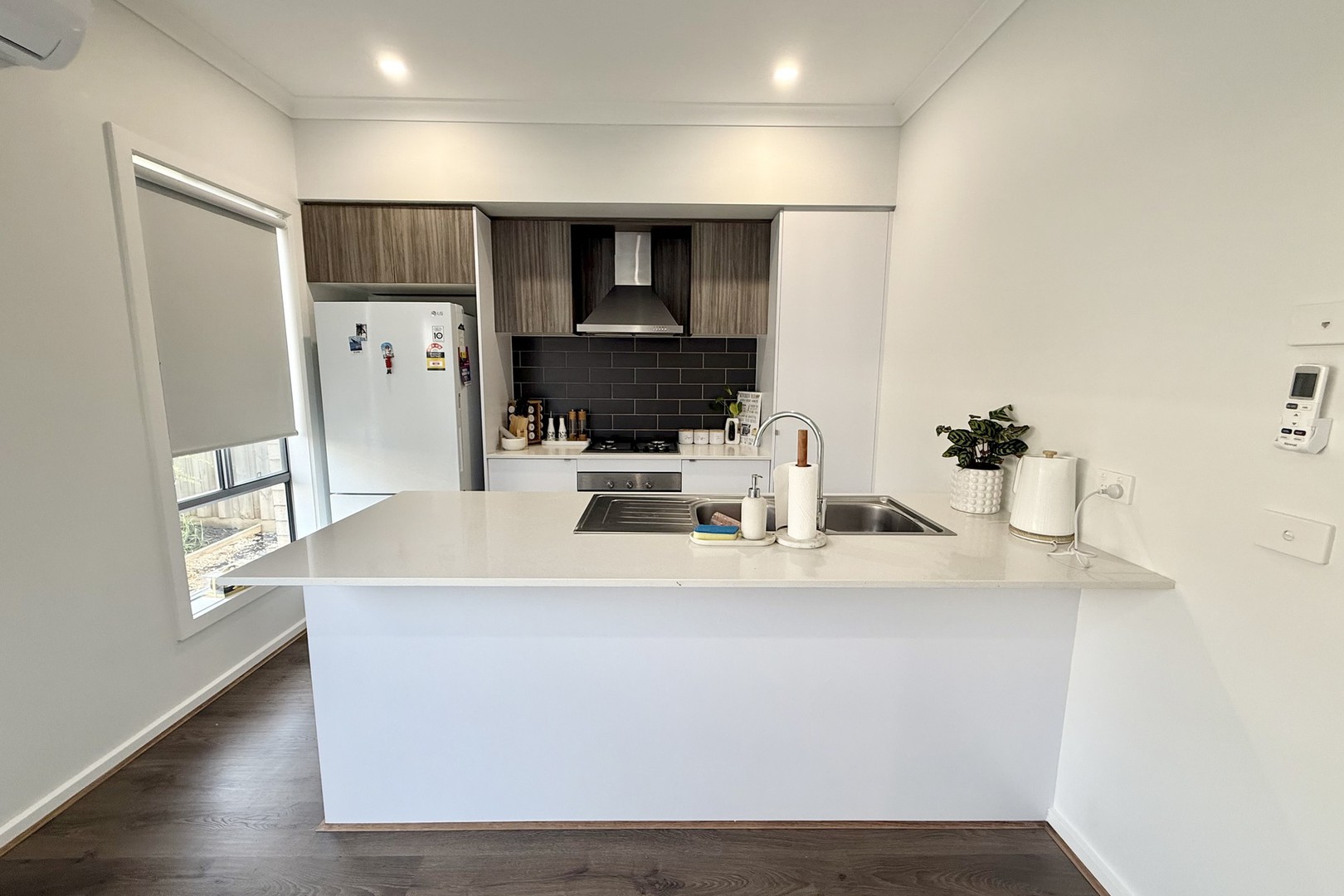 8 Reverence Drive, Rockbank, VIC 3335, Rockbank - Thumbnail 2