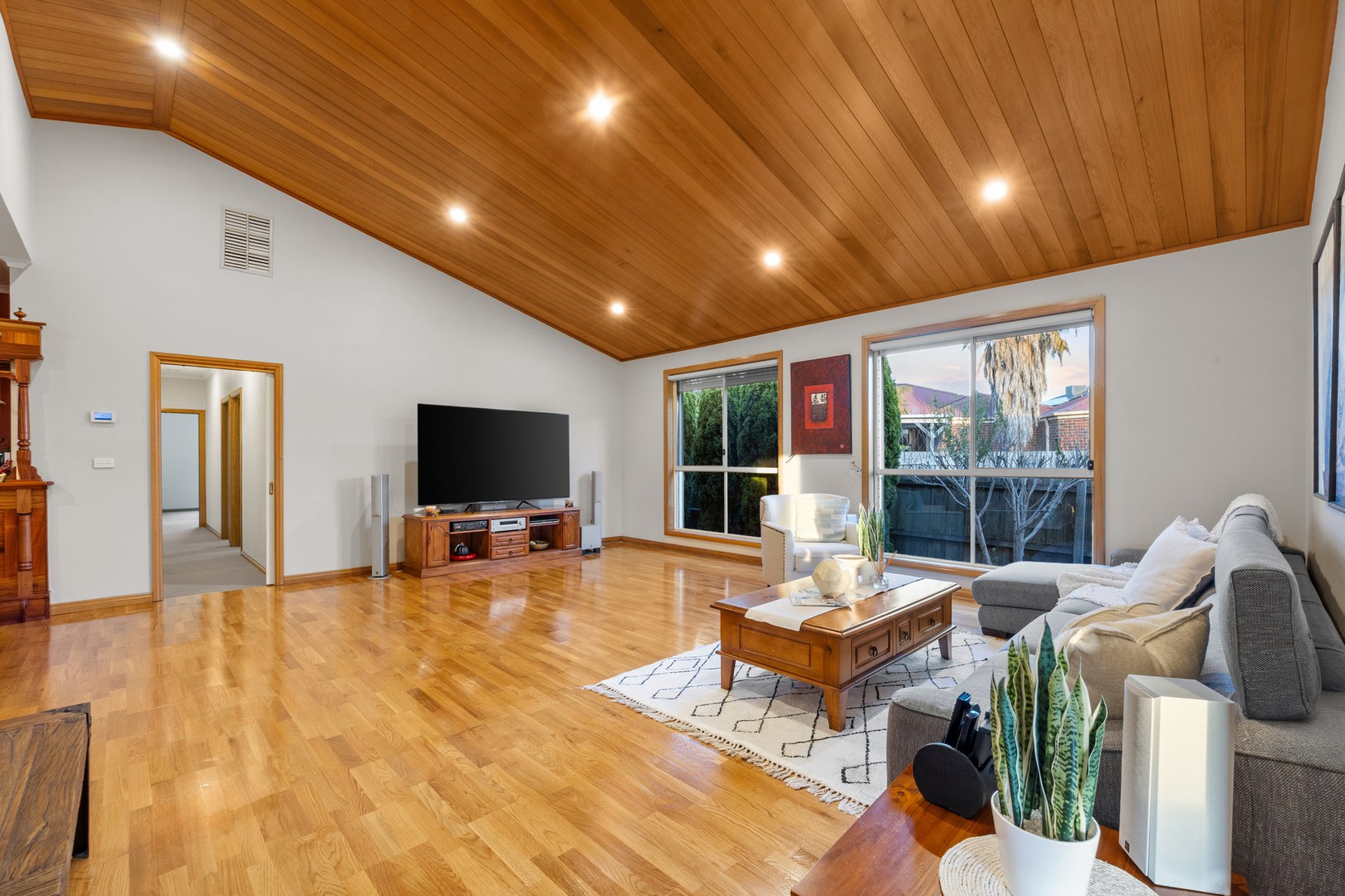 8 Ridge Lane, Hillside, VIC 3037, Hillside - Thumbnail 7