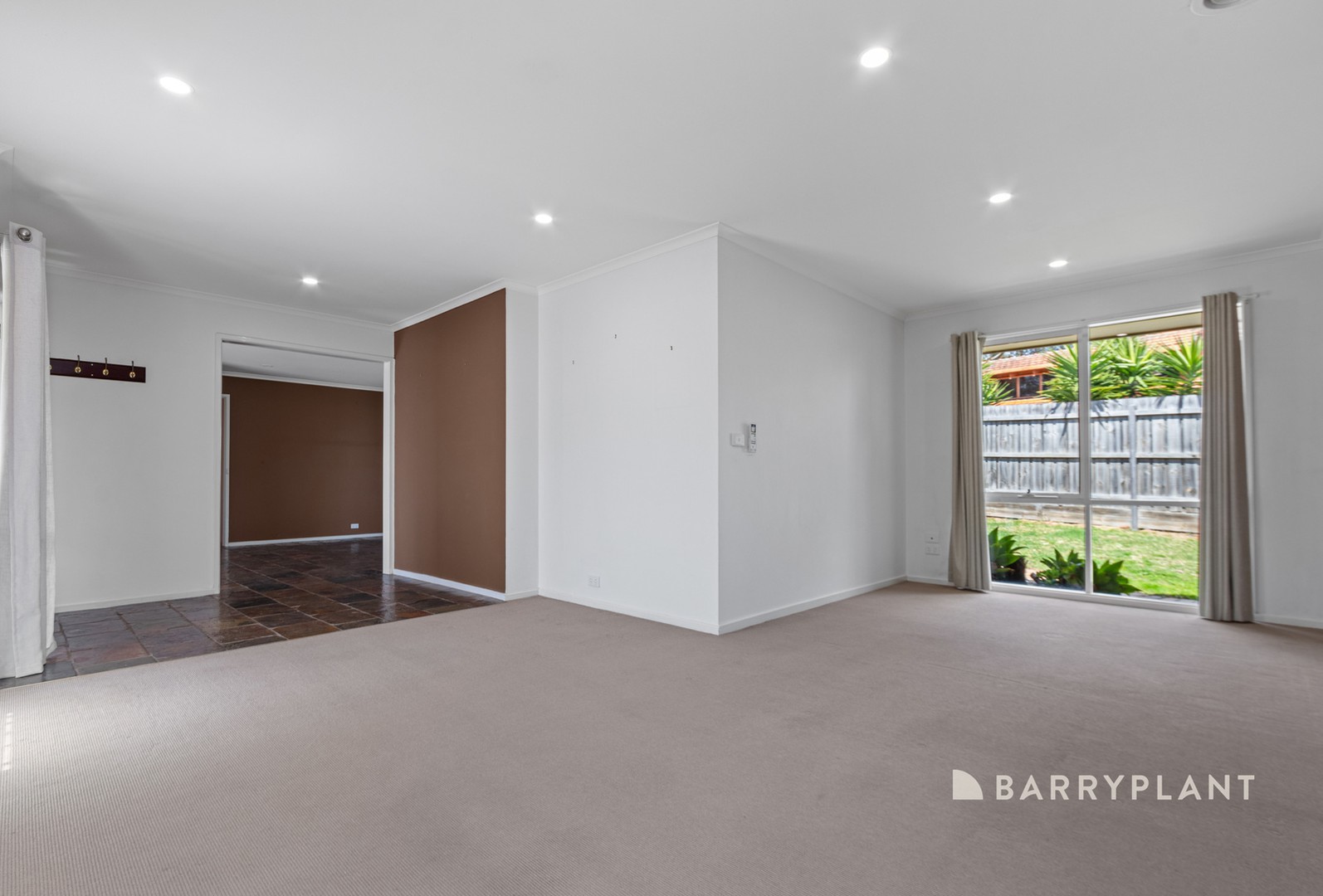 8 Robbie Close, Rowville, VIC 3178, Rowville - Thumbnail 5