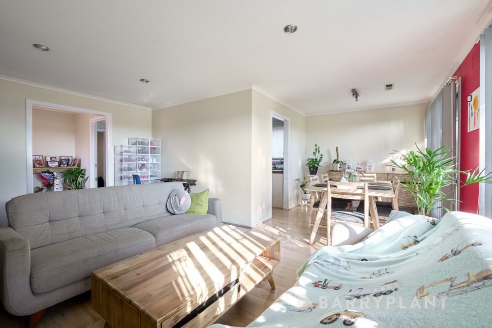 8 Robinson Cr, Hampton Park, VIC 3976, Hampton Park - Thumbnail 6
