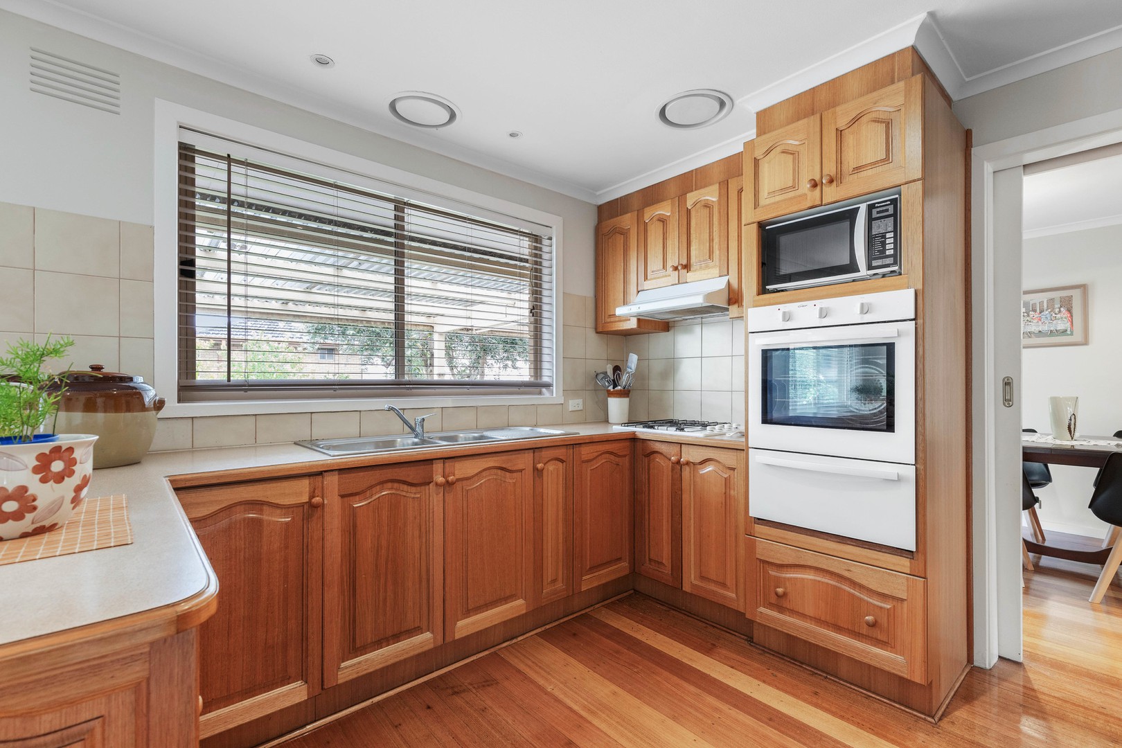 8 Rodney Drive, Keilor Downs, VIC 3038, Keilor Downs - Thumbnail 6