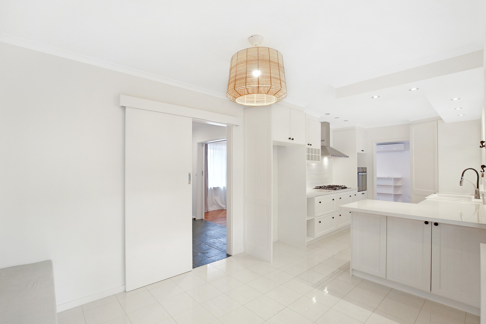 8 Ronald Court, Watsonia North, VIC 3087, Watsonia North - Thumbnail 2