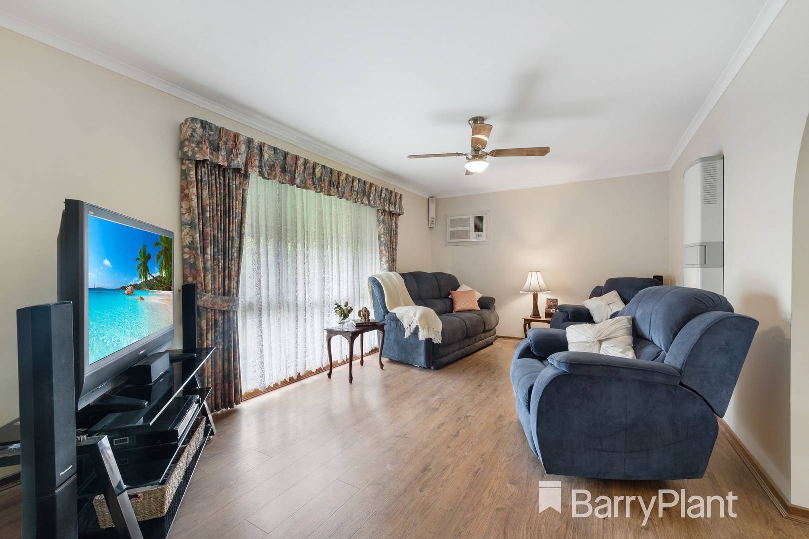 8 Roscrea Road, Melton, VIC 3337, Melton - Thumbnail 3