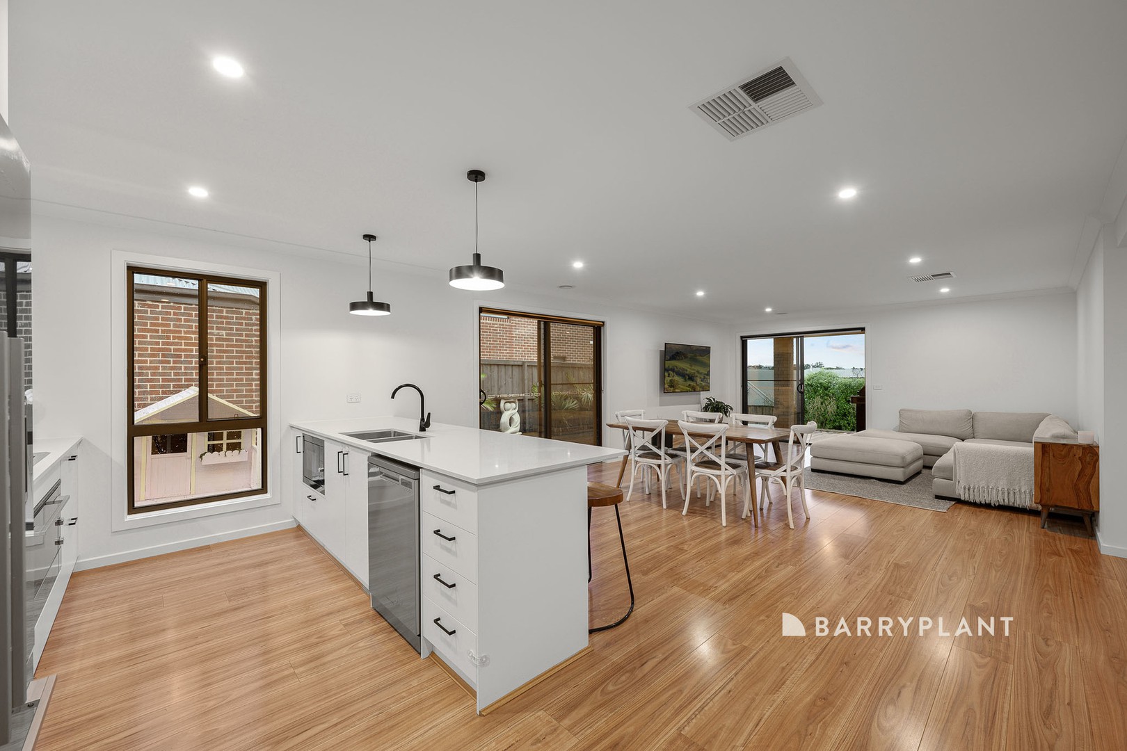 8 Rosebrook Rise, Officer, VIC 3809, Officer - Thumbnail 5