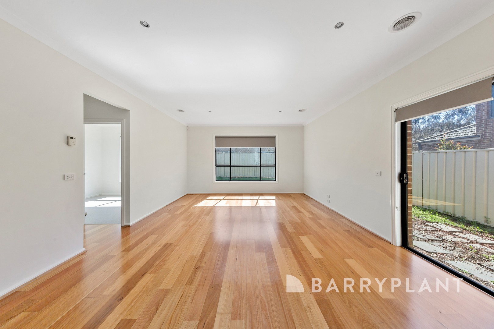 8 Rosella Crescent, Caroline Springs, VIC 3023 - Thumbnail 1 - 08/09/2026