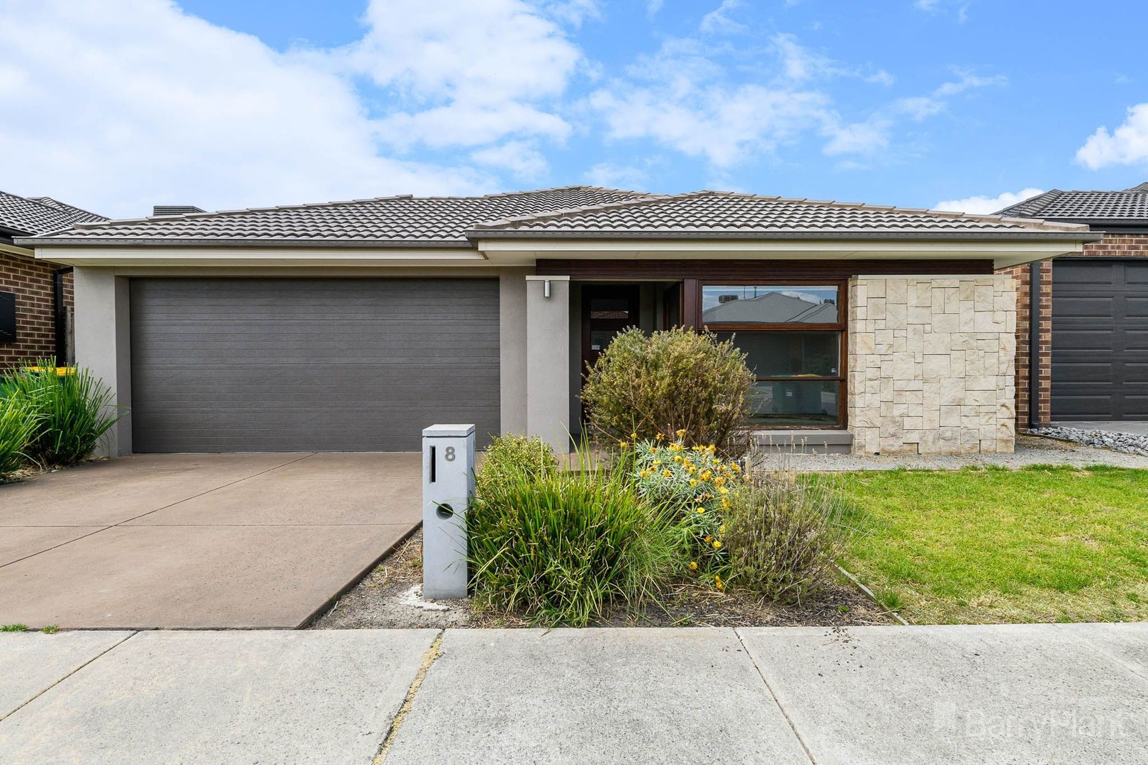 8 Rosina Drive, Officer, VIC 3809, Officer - Thumbnail 2