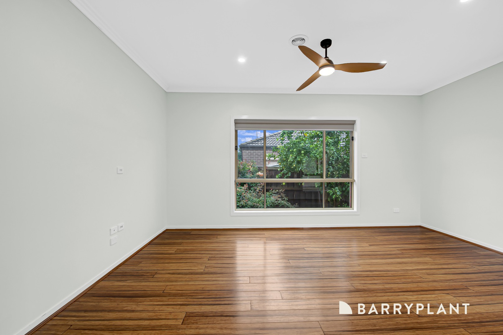 8 Runecrest Terrace, Epping, VIC 3076, Epping - Thumbnail 5
