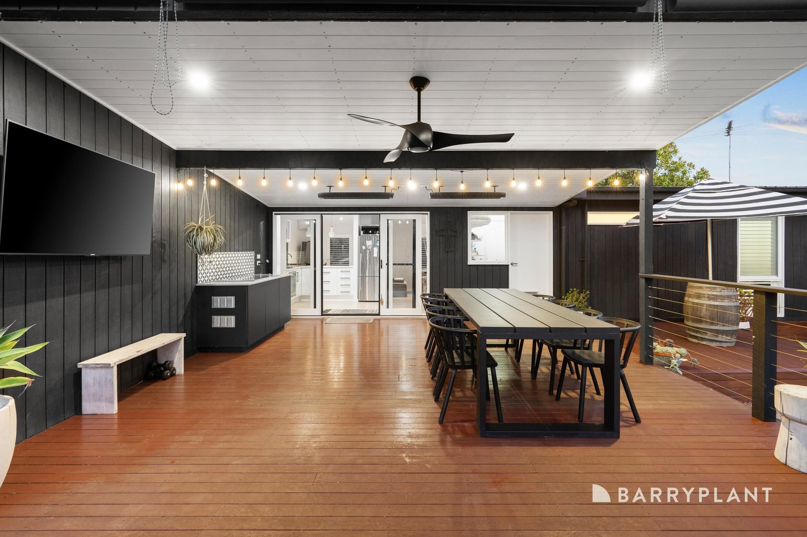 8 Russell Street, Emerald, VIC 3782