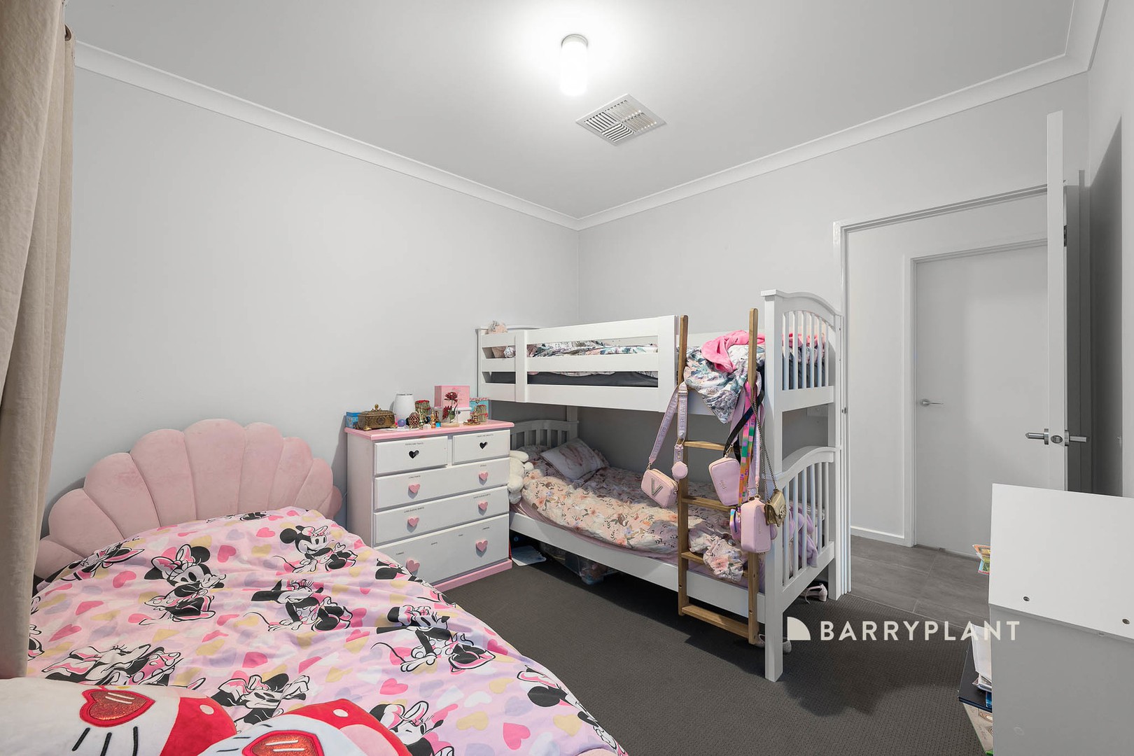8 Saloon Circuit, Clyde North, VIC 3978, Clyde North - Thumbnail 8
