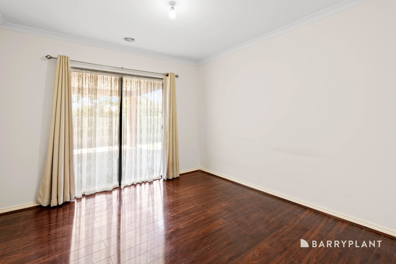 8 Samson Grove, Cranbourne East, VIC 3977, Cranbourne East - Thumbnail 6